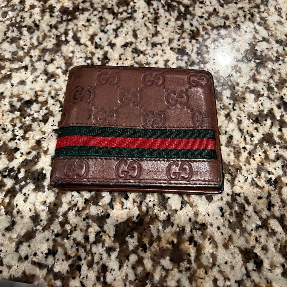 Gucci wallet